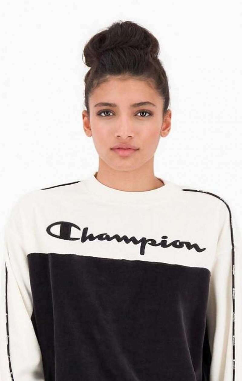 Champion Embroidered Logo Velour Sweatshirt Kadın Tişörtü Siyah | 3152-SQLJZ